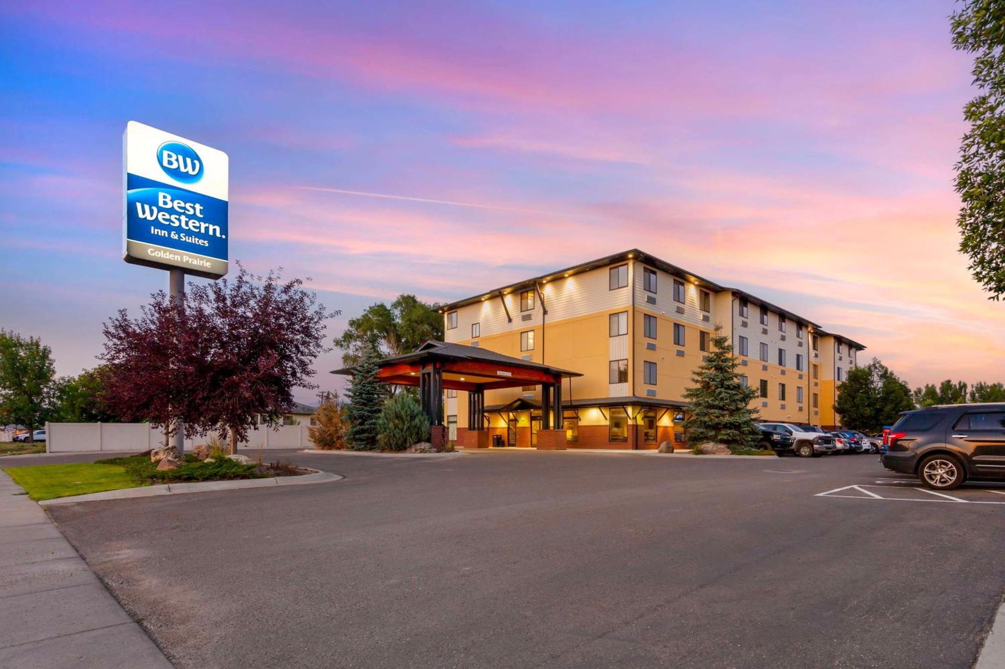 Best Western Golden Prairie Inn And Suites Sidney Exterior photo